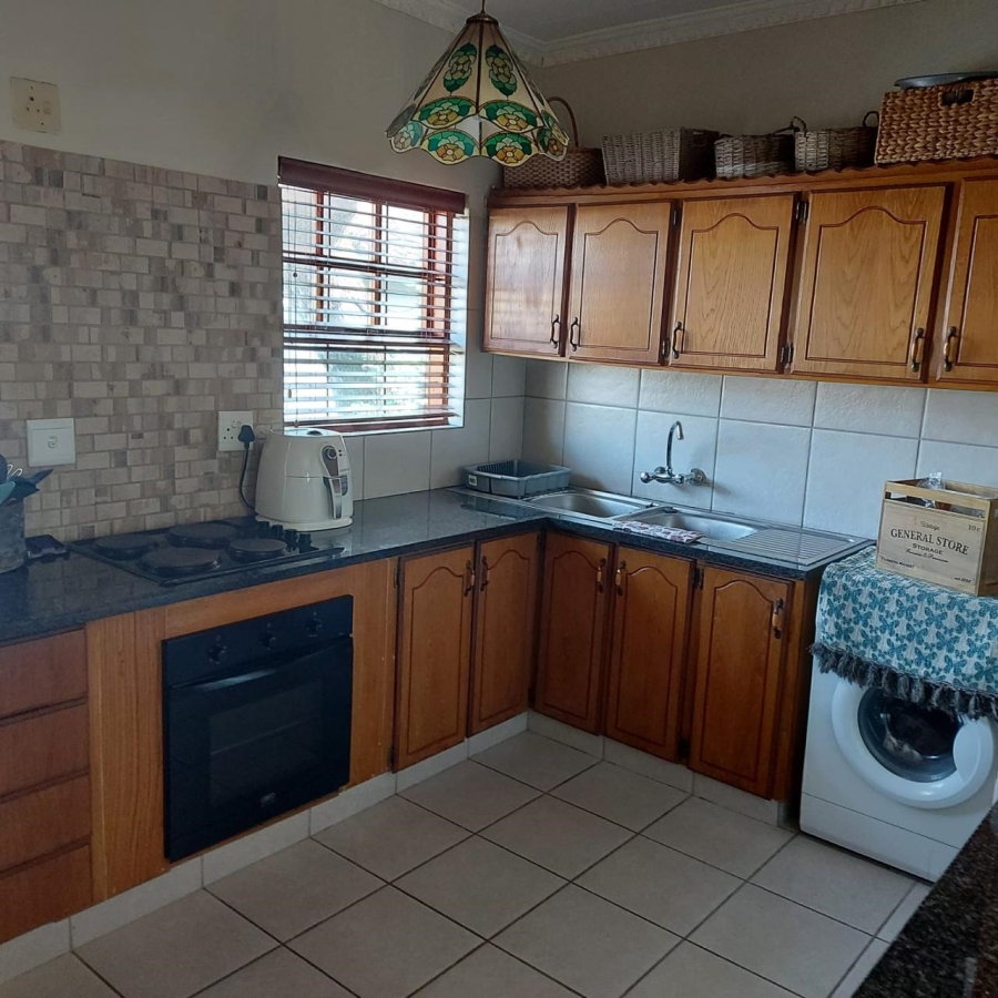 To Let 2 Bedroom Property for Rent in Langenhovenpark Free State